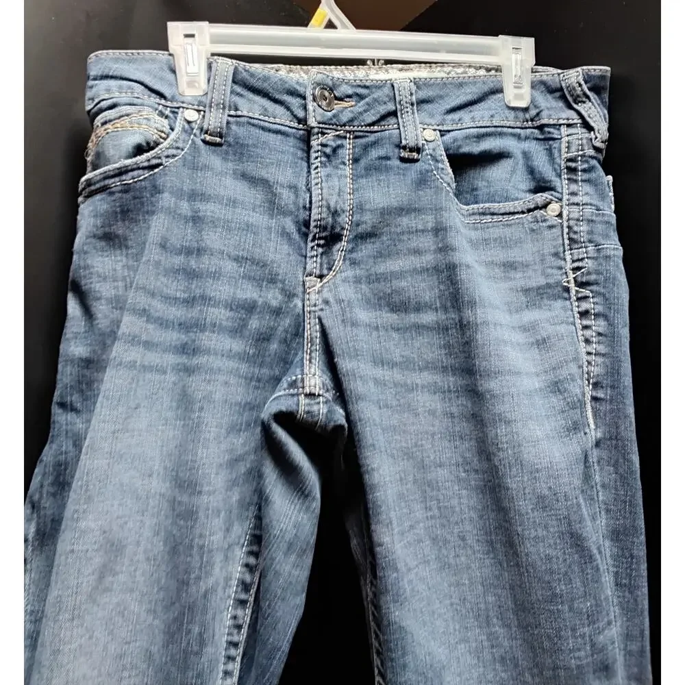 Ariat Ladies Jeans Size 32L 5 pocket style Boot cut legs AR1119